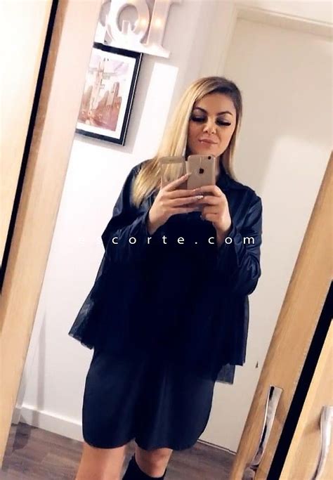 escorte bouches du rhône|Escort Bouches du Rhône, Escort Girl & Trans Bouches du Rhône